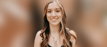 After Multiple Misdiagnoses and a Lost Internship, EndoFound College Ambassador Has Partial Hysterectomy to Try to Regain Quality of Life